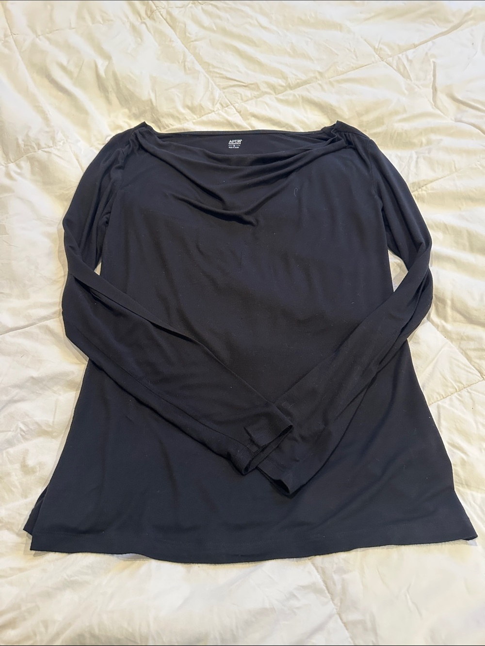 Apt. 9 Black Long Sleeve Scoop Neck Tee